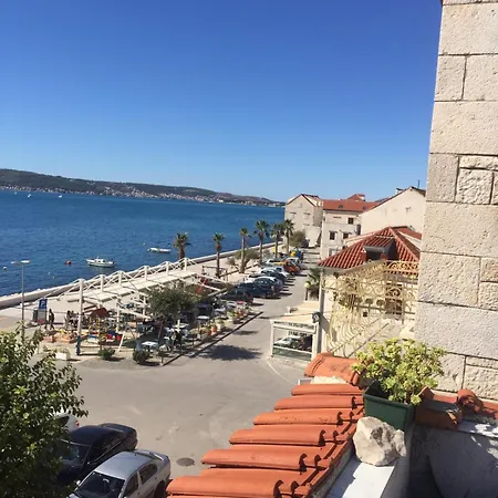 Apartman Cavala Kastela Exterior photo
