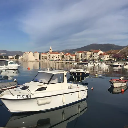 Apartman Cavala Kastela Exterior photo