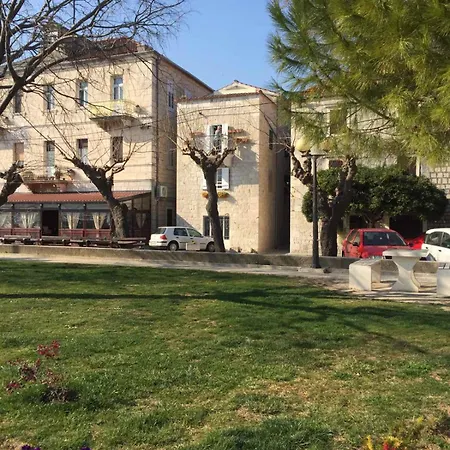 Apartman Cavala Kastela Exterior photo