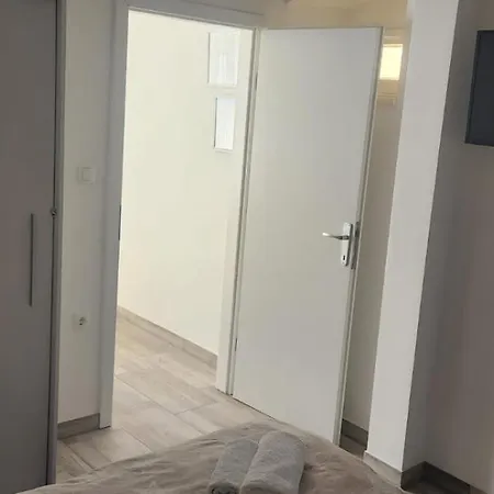 Apartman Cavala Kastela Exterior photo